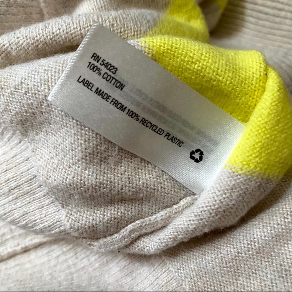 GAP Striped cotton v-neck sweater - Picture 2 of 2